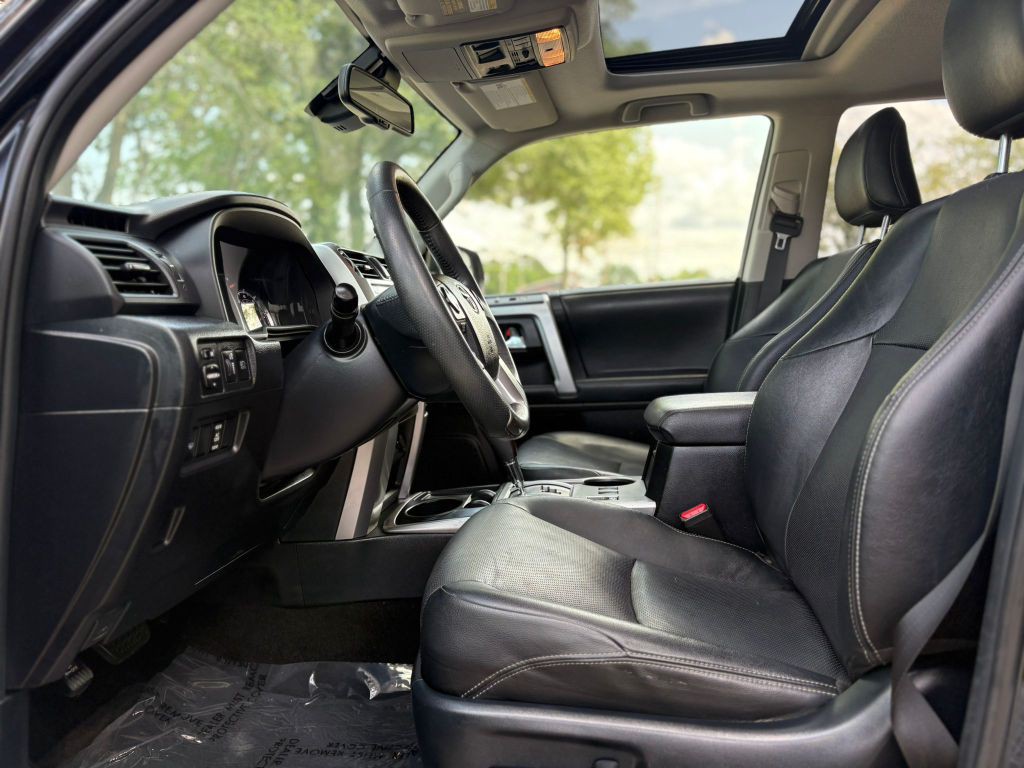 2021 Toyota 4Runner Image 11