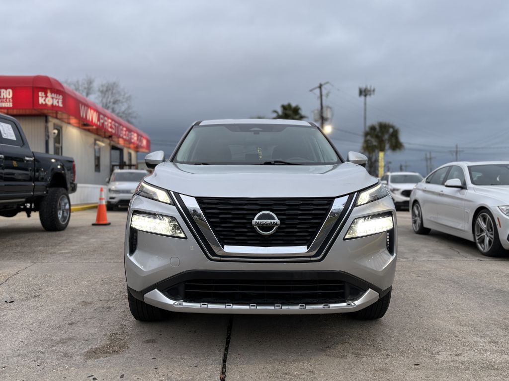 2021 Nissan Rogue Image 2