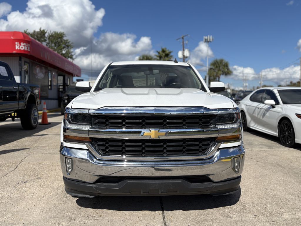 2018 Chevrolet Silverado 1500 Image 2