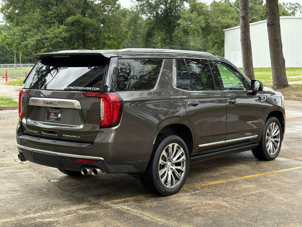 2021 GMC Yukon Image 4