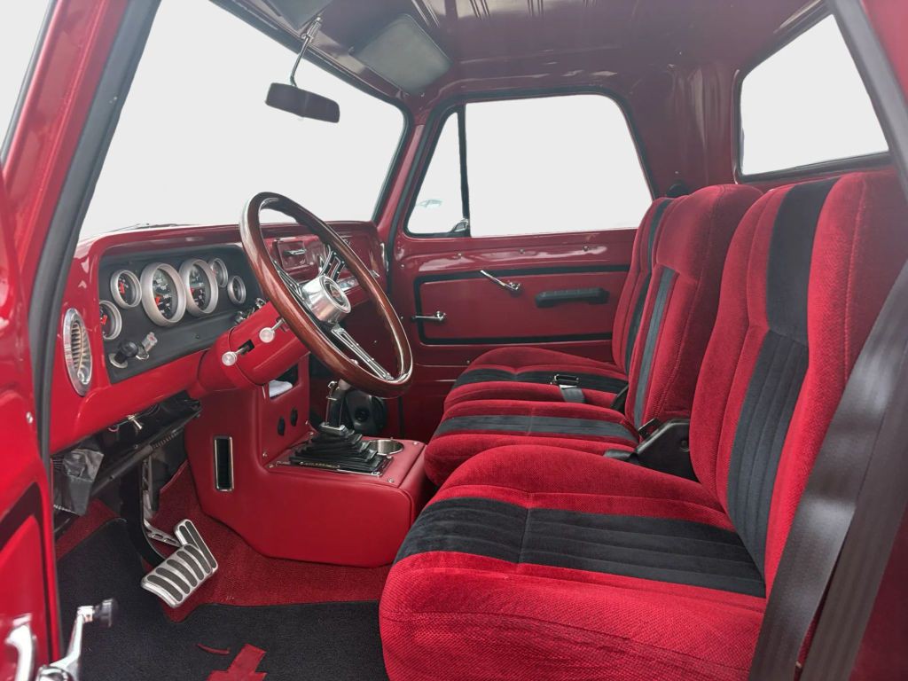 1965 Chevrolet C/K 10 Image 9