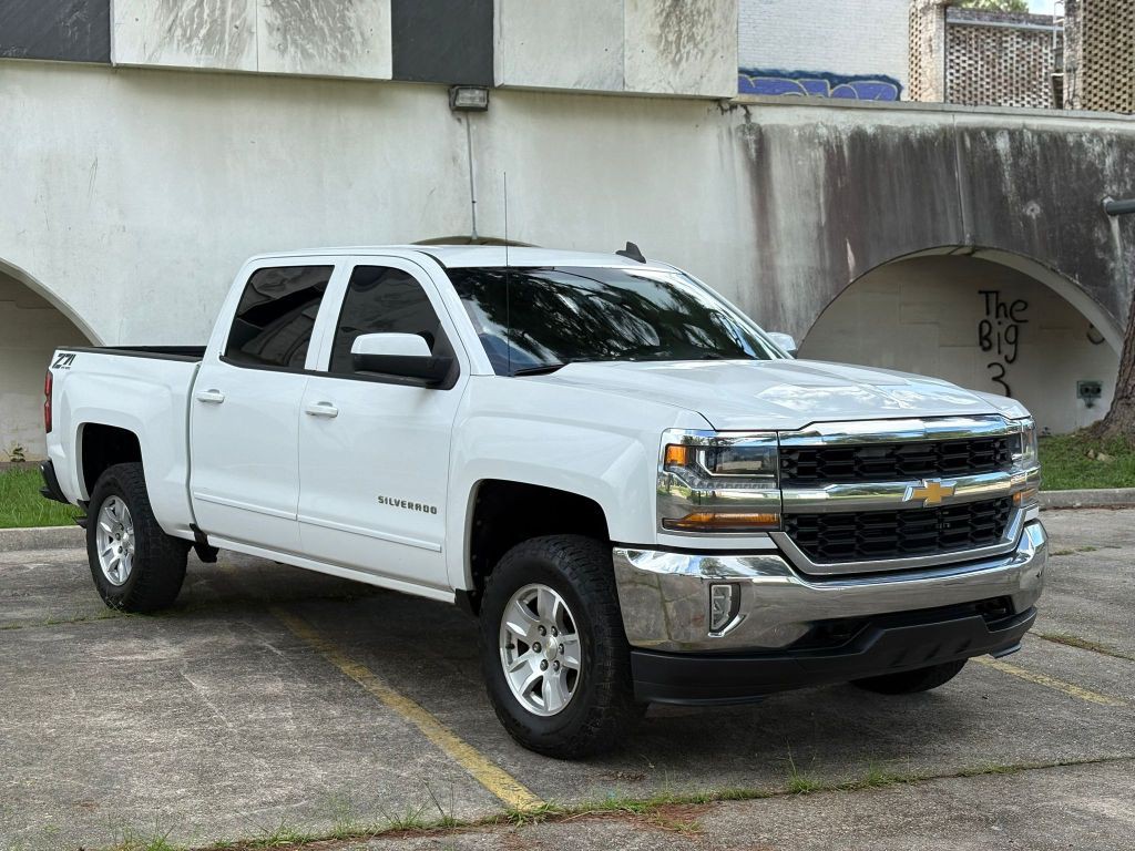 2017 Chevrolet Silverado 1500 Image 3