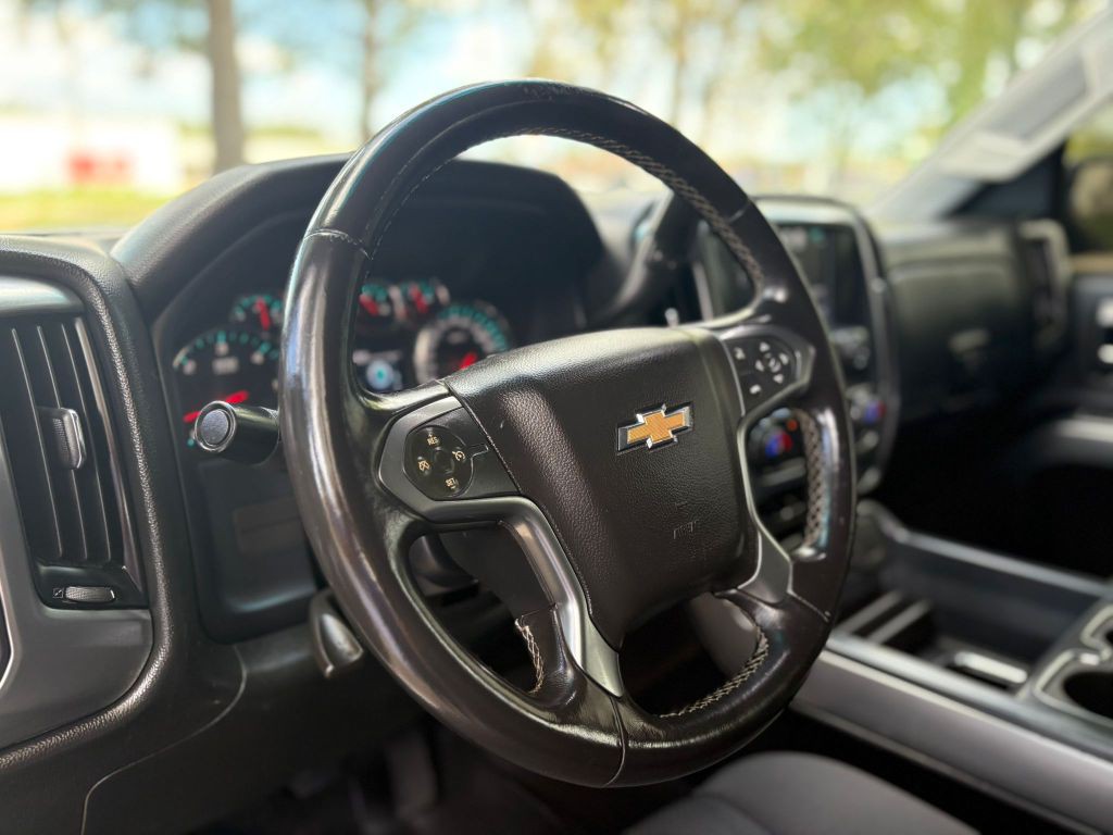 2017 Chevrolet Silverado 1500 Image 12
