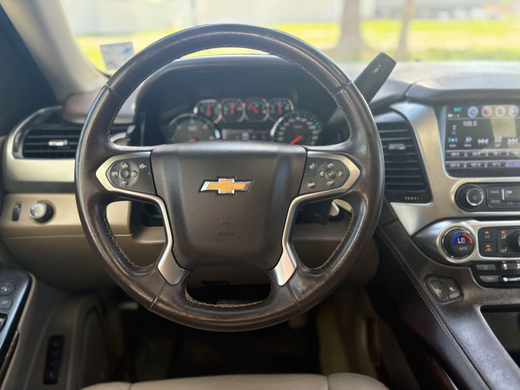 2018 Chevrolet Suburban Image 15