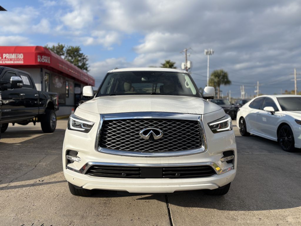 2018 INFINITI QX80 Image 2