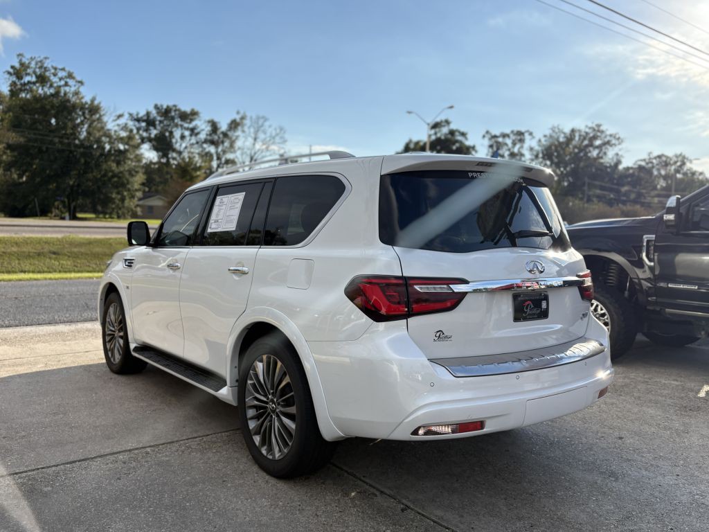 2018 INFINITI QX80 Image 5