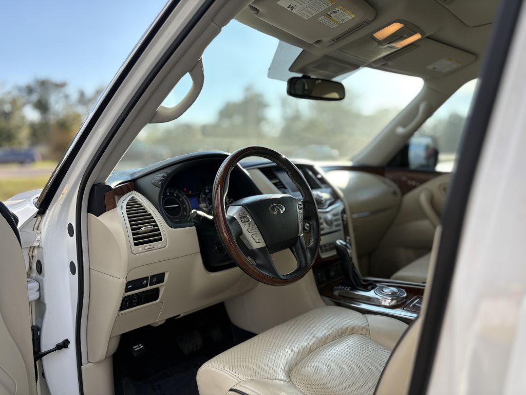 2018 INFINITI QX80 Image 8