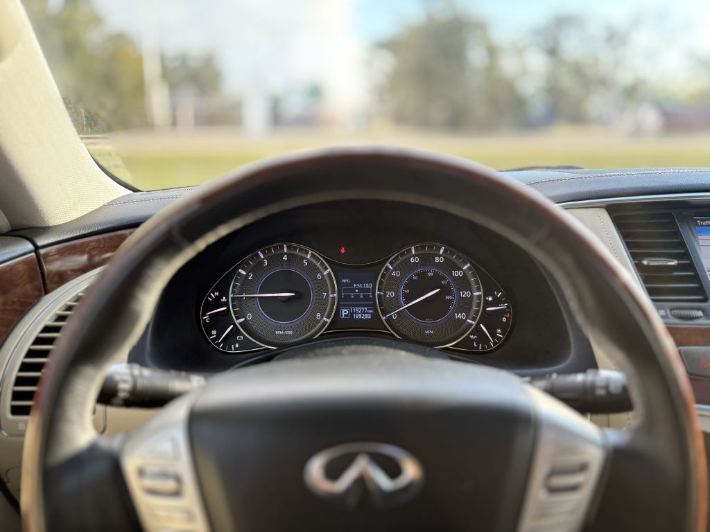 2018 INFINITI QX80 Image 14