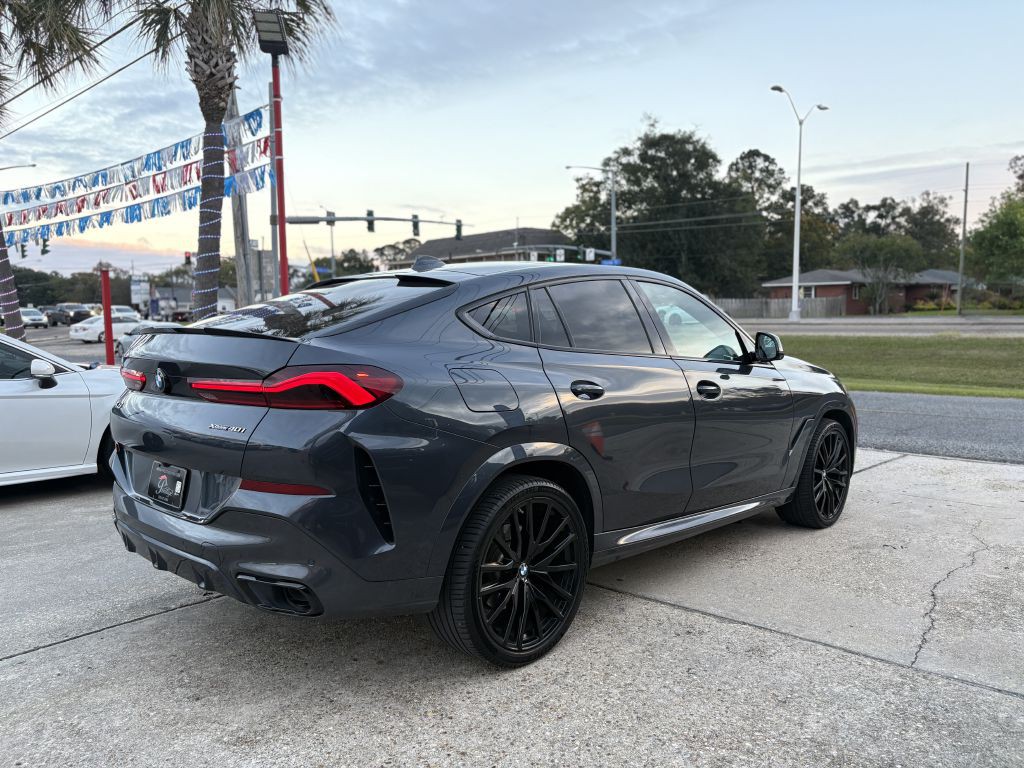 2022 BMW X6 Image 4