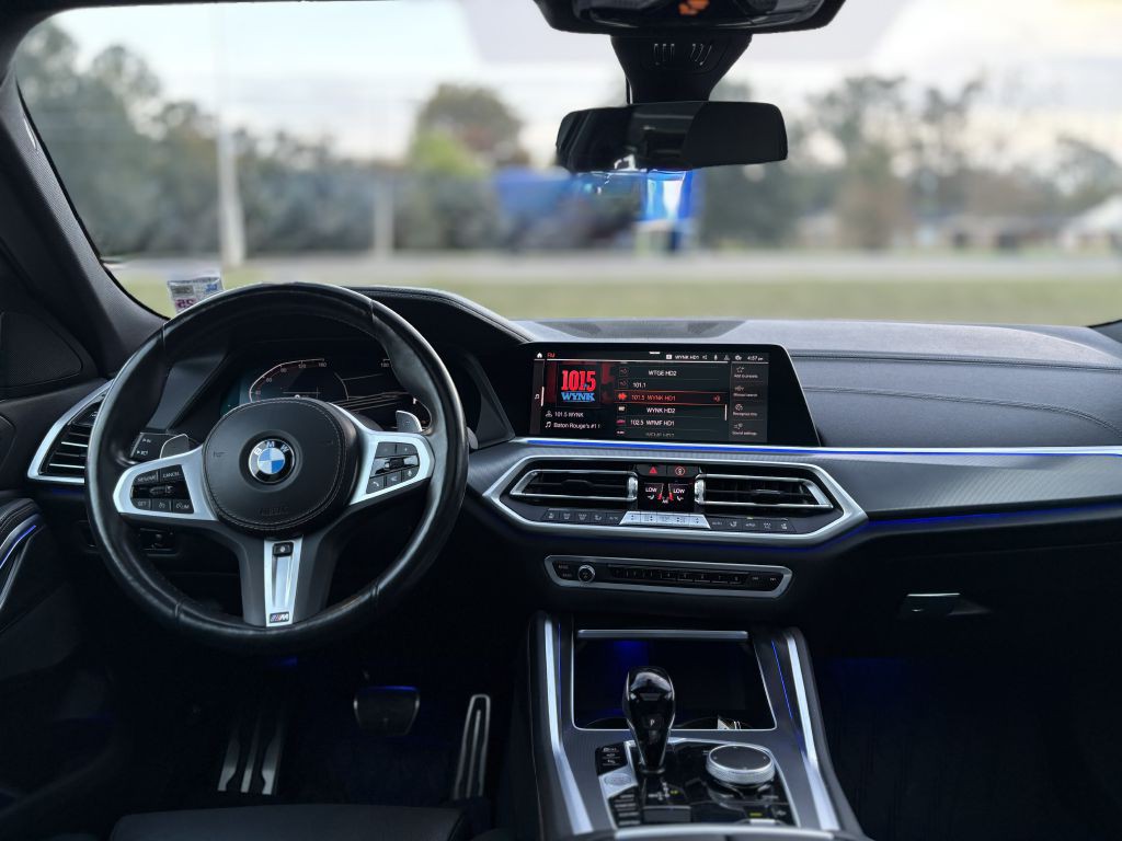 2022 BMW X6 Image 12