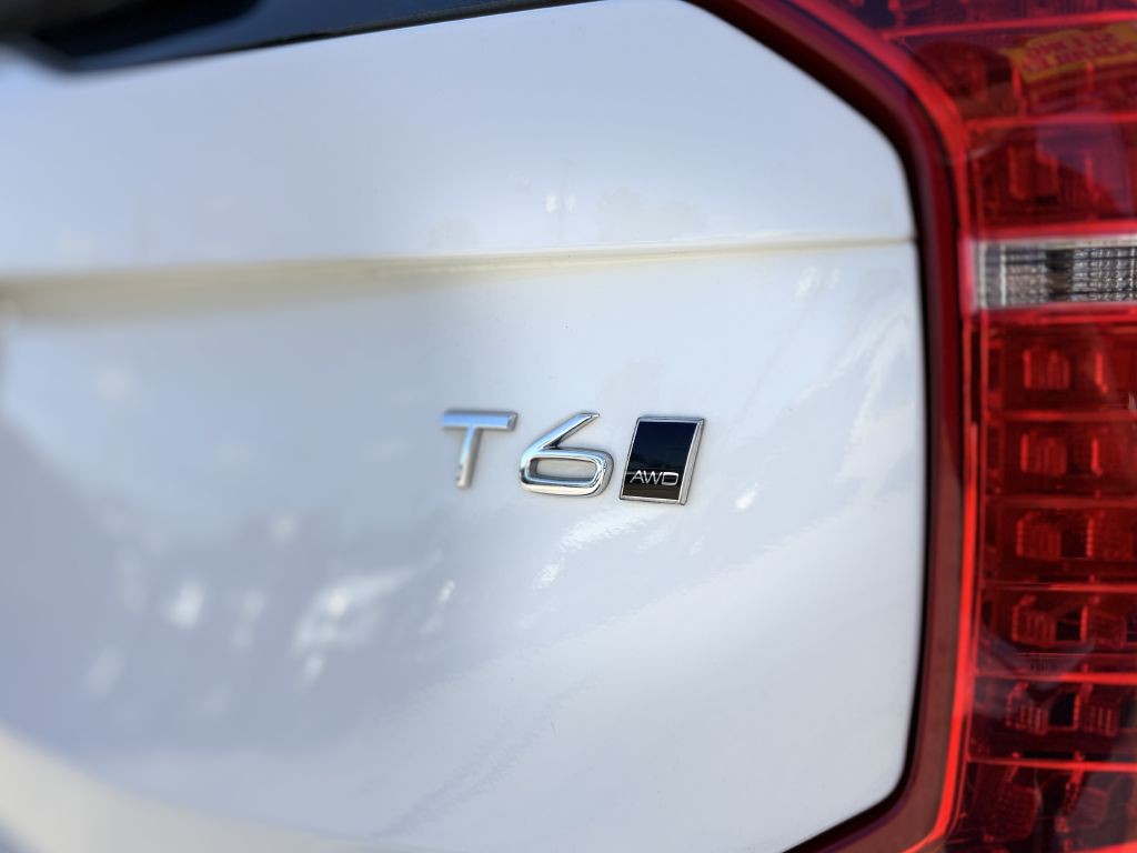 2020 Volvo XC90 Image 5