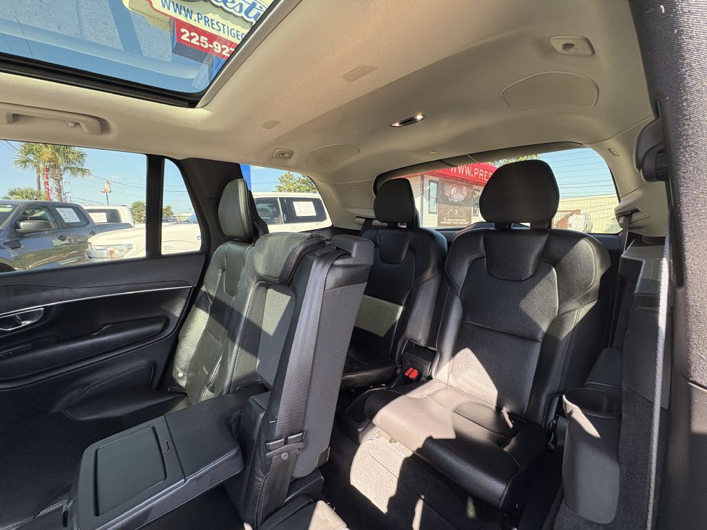 2020 Volvo XC90 Image 11