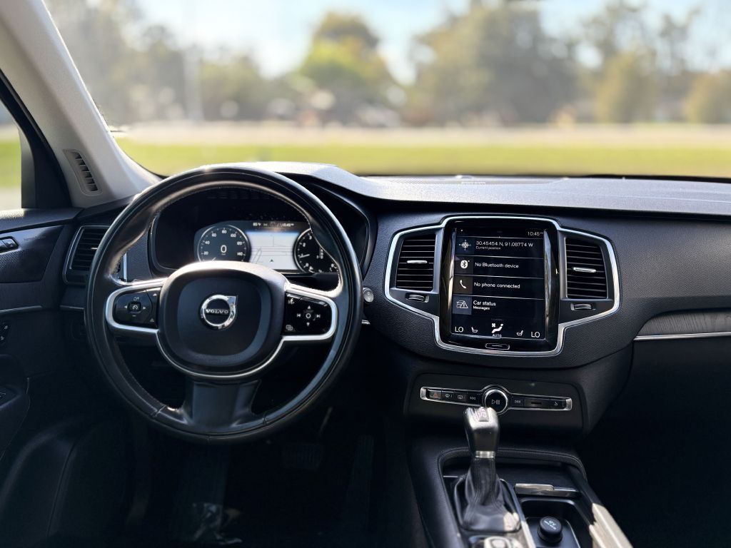 2020 Volvo XC90 Image 12