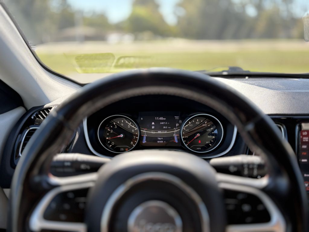 2020 Jeep Compass Image 11