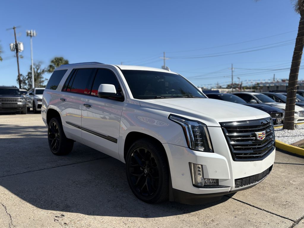 2018 Cadillac Escalade Image 3