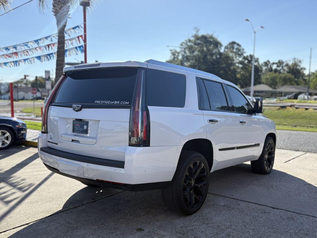 2018 Cadillac Escalade Image 4