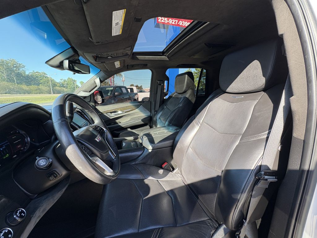 2018 Cadillac Escalade Image 9