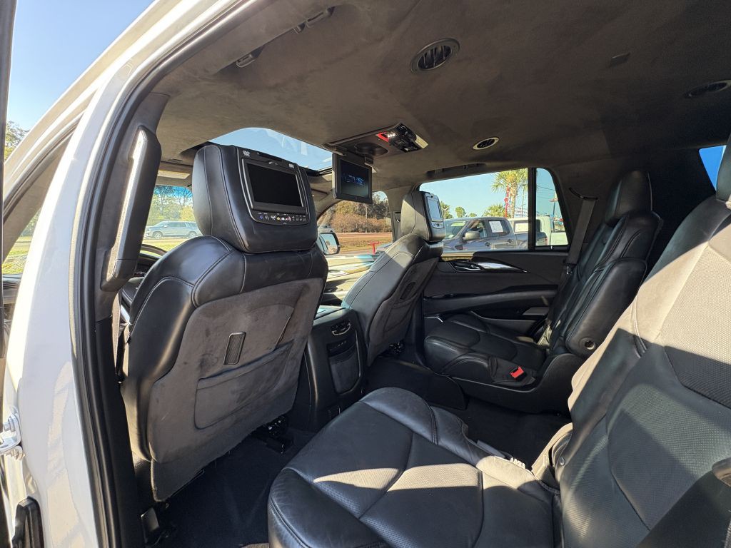 2018 Cadillac Escalade Image 10