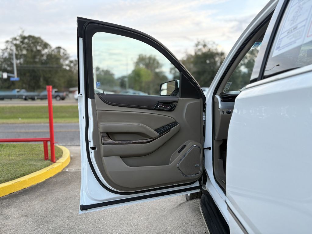 2017 GMC Yukon Image 8