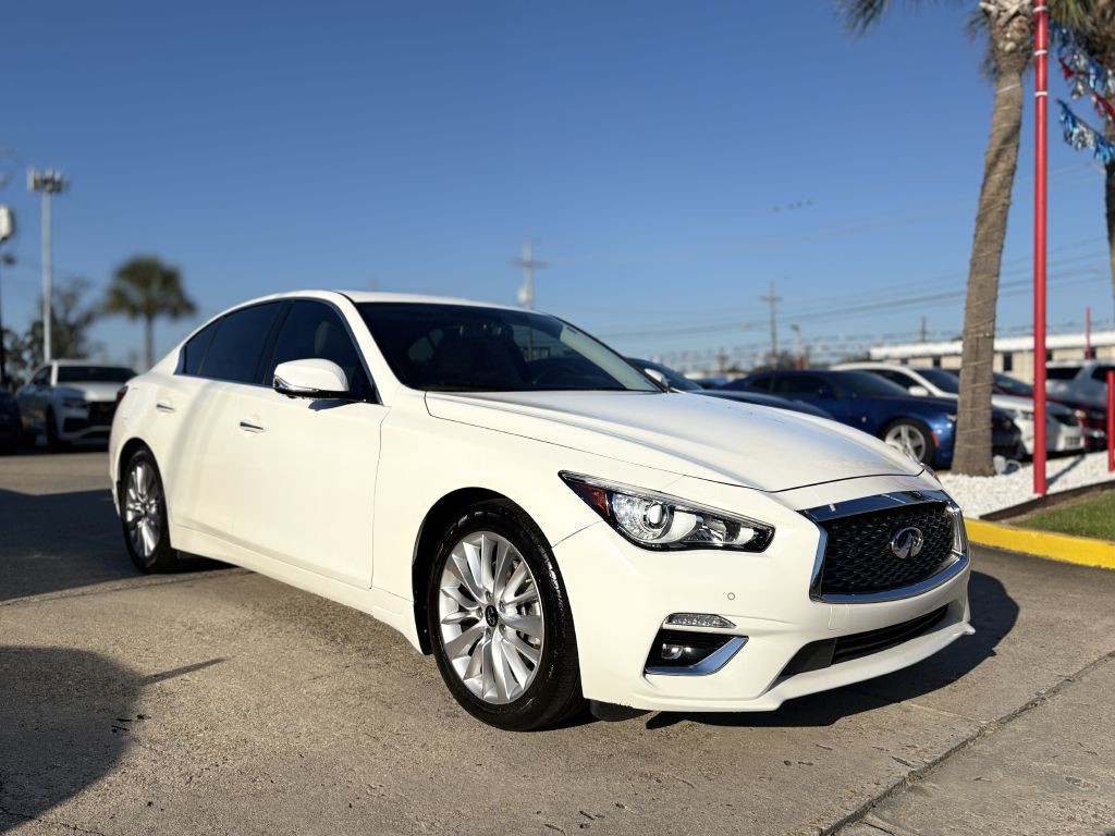 2021 INFINITI Q50 Image 3