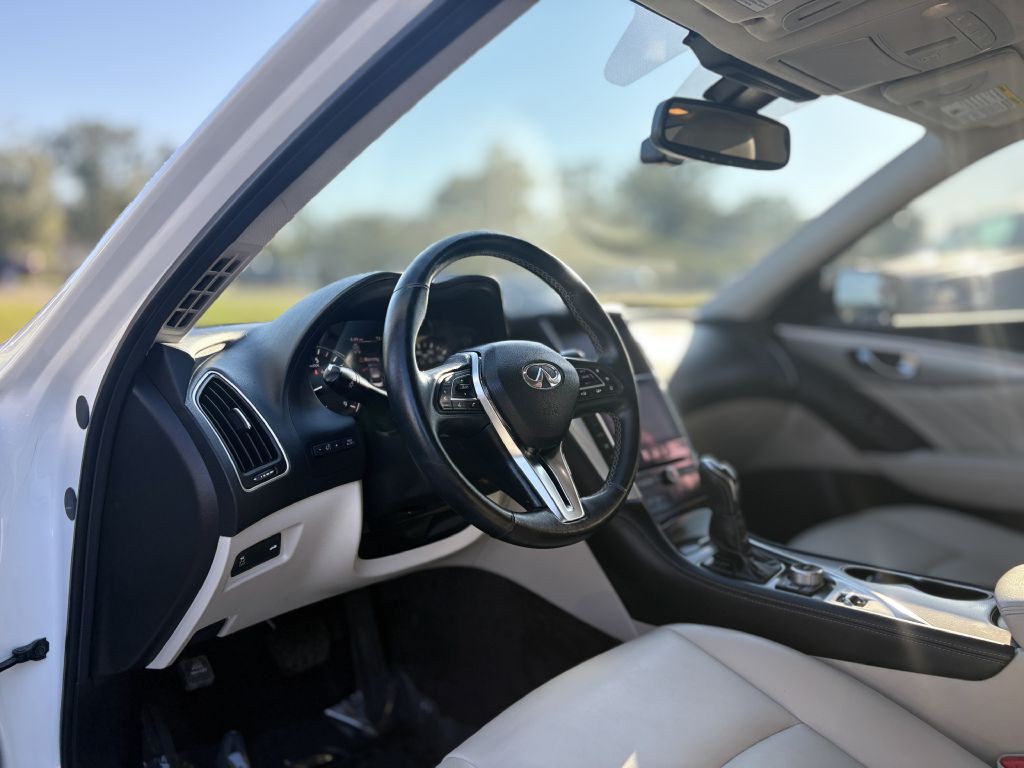 2021 INFINITI Q50 Image 8