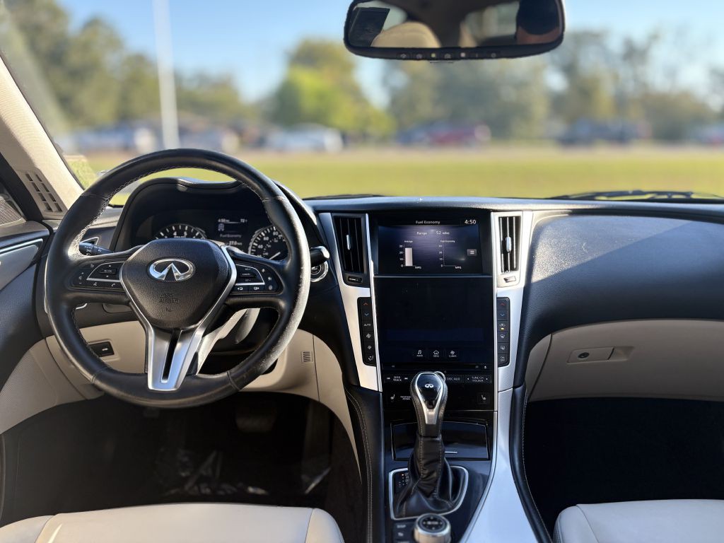 2021 INFINITI Q50 Image 9