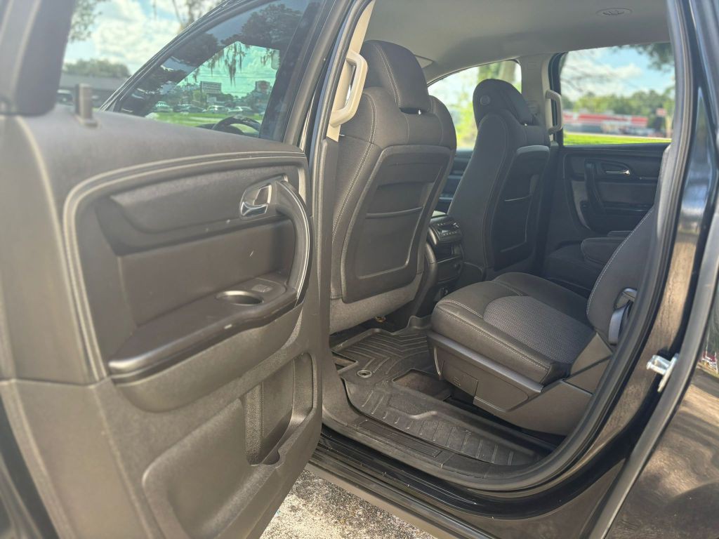 2017 Chevrolet Traverse Image 16