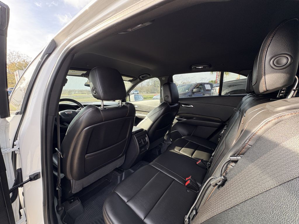 2019 Cadillac XT4 Image 10