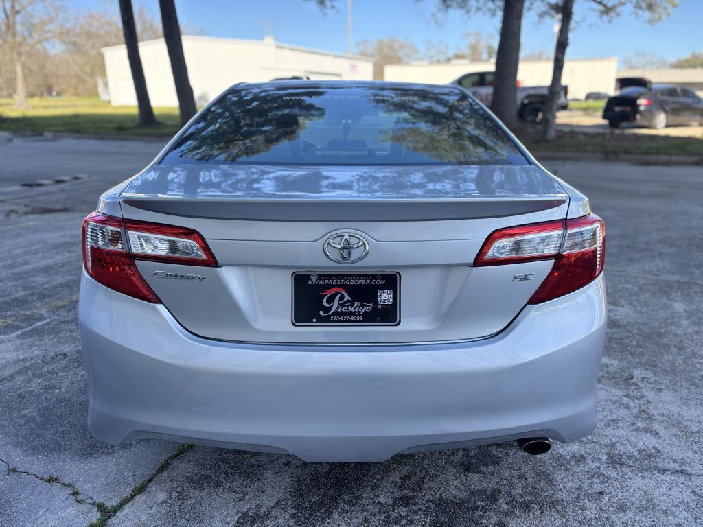 2012 Toyota Camry Image 5