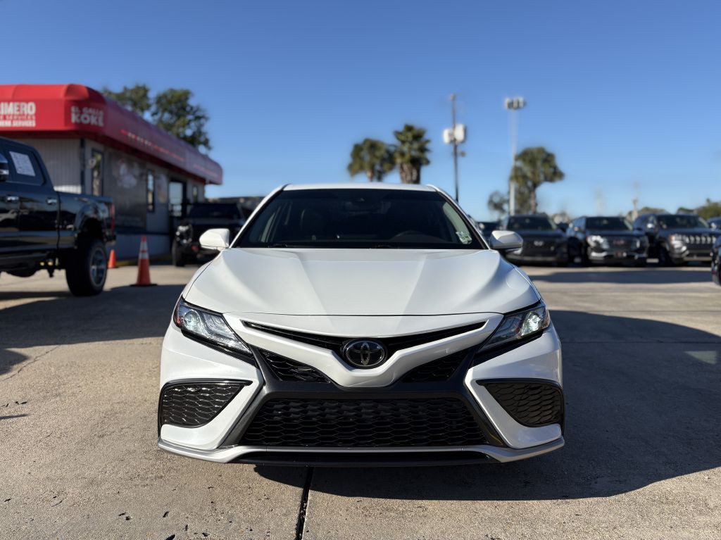 2023 Toyota Camry Image 2