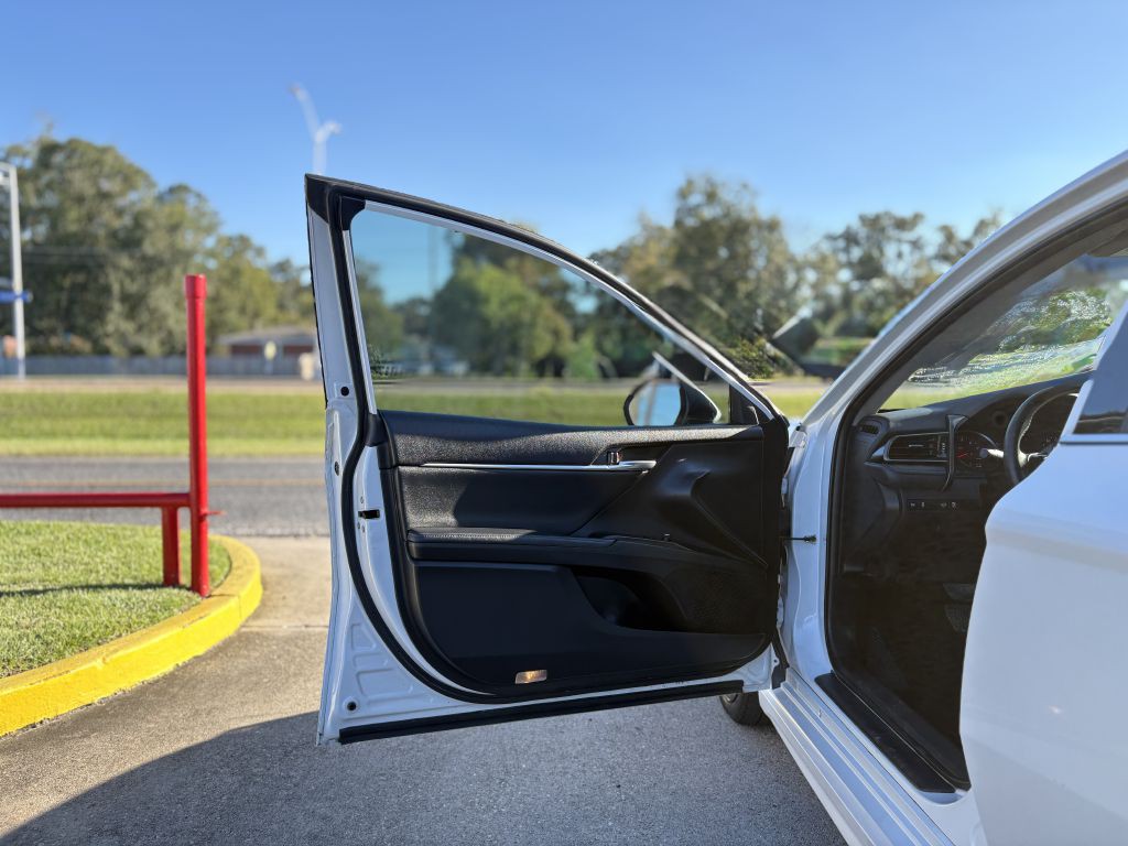 2023 Toyota Camry Image 7