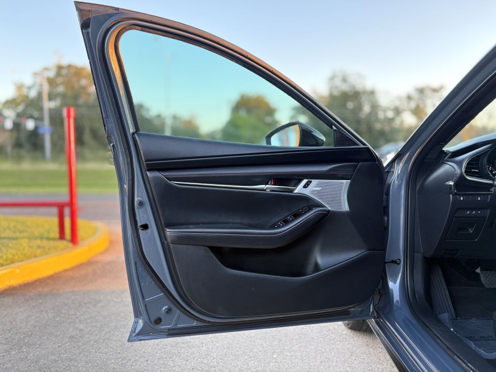 2023 Mazda Mazda3 Image 7