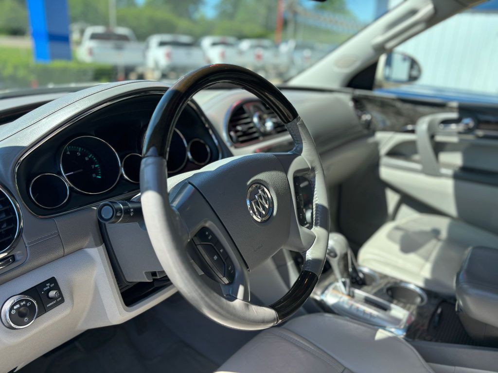 2013 Buick Enclave Image 11