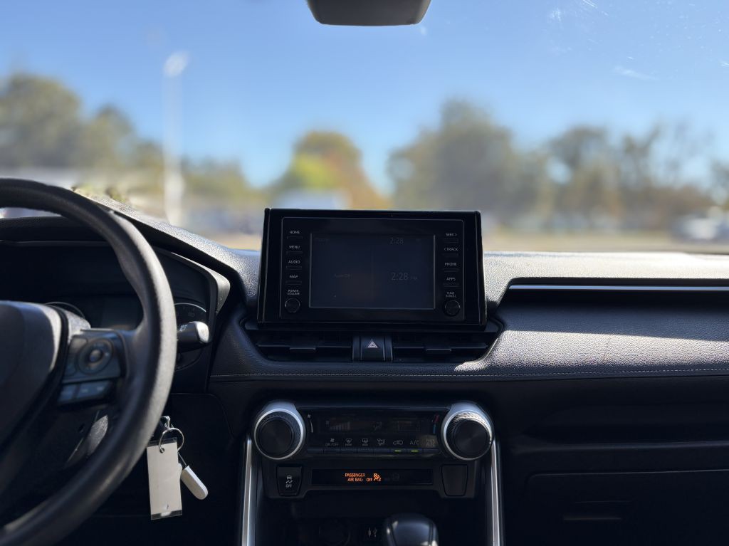 2019 Toyota Rav4 Image 12