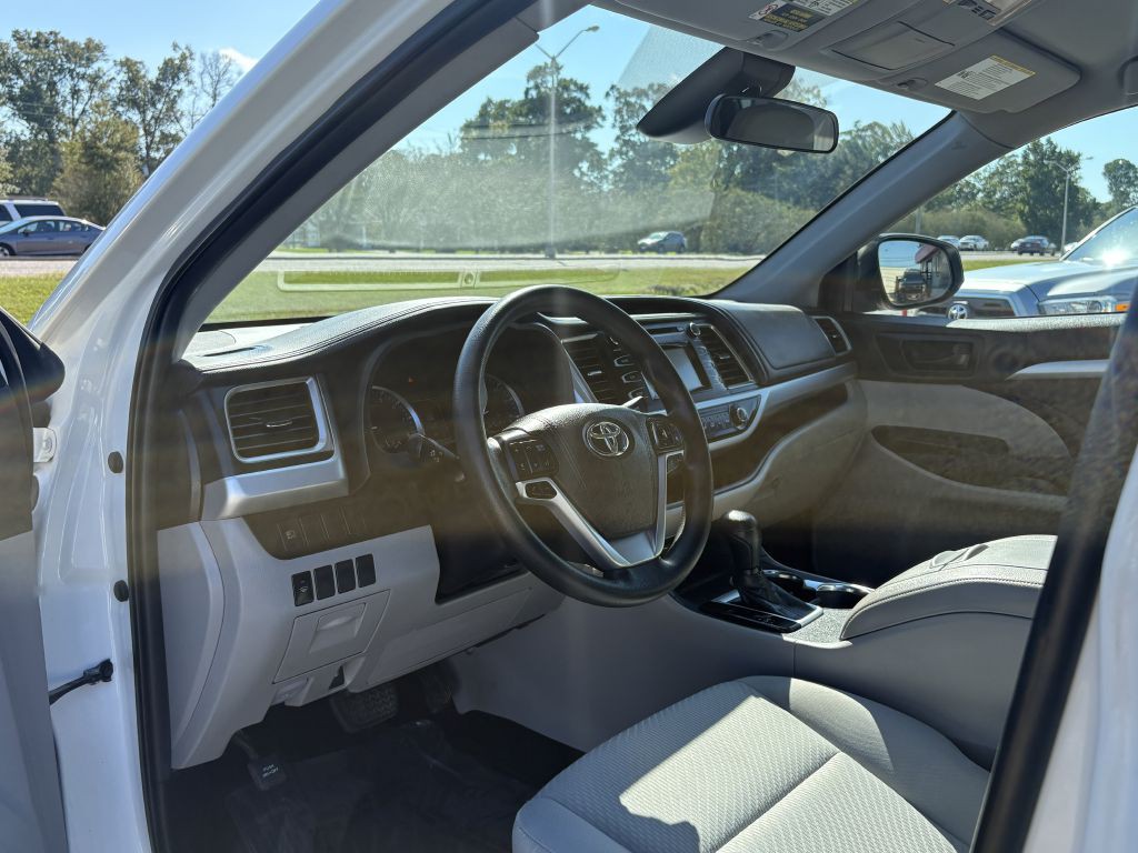 2019 Toyota Highlander Image 8