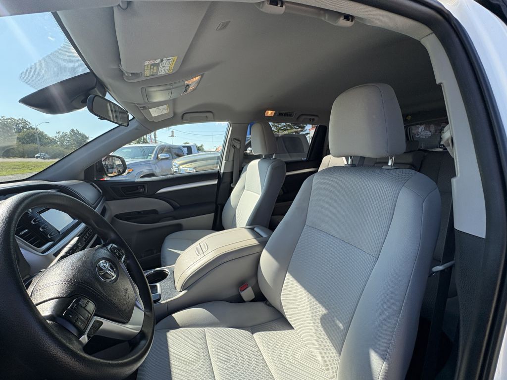 2019 Toyota Highlander Image 9