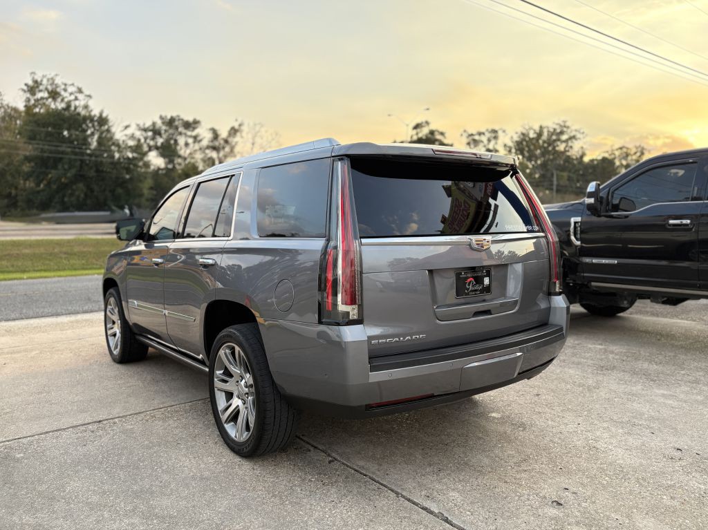 2018 Cadillac Escalade Image 5