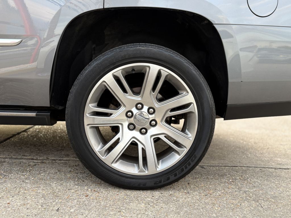 2018 Cadillac Escalade Image 6