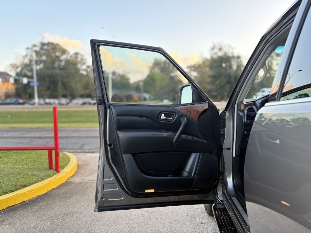 2018 INFINITI QX80 Image 7