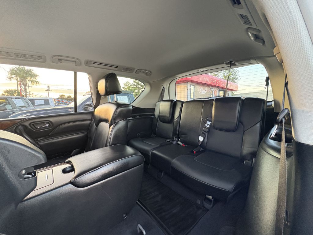 2018 INFINITI QX80 Image 11