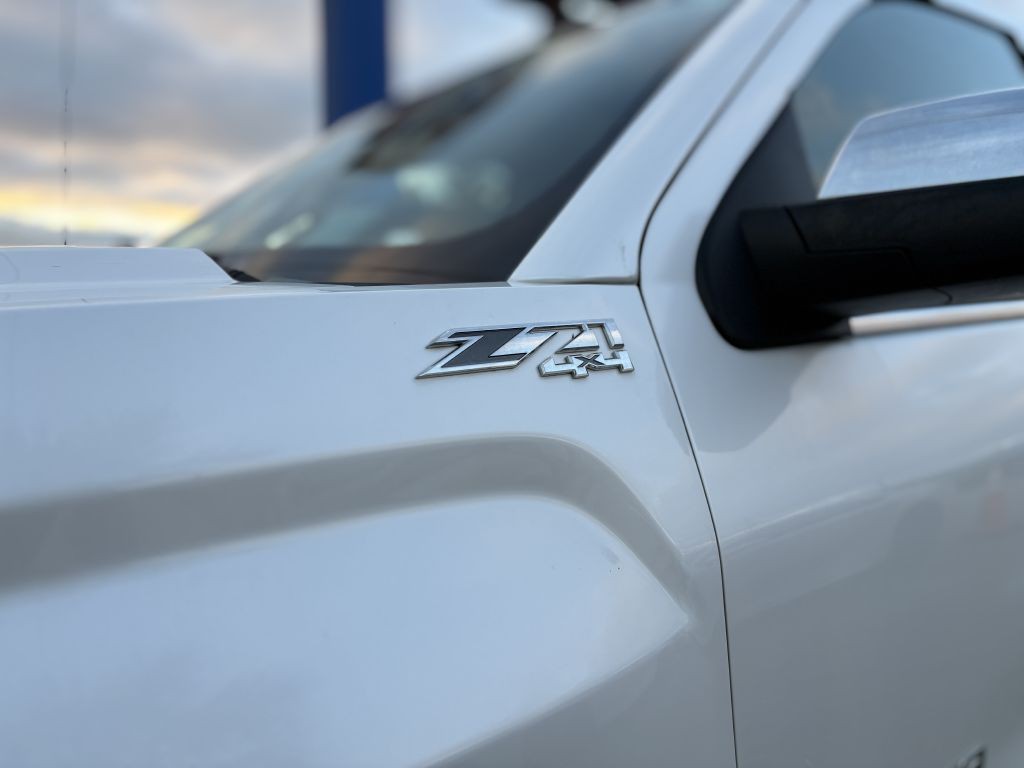 2017 GMC Sierra Image 7