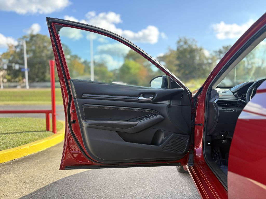 2020 Nissan Altima Image 7