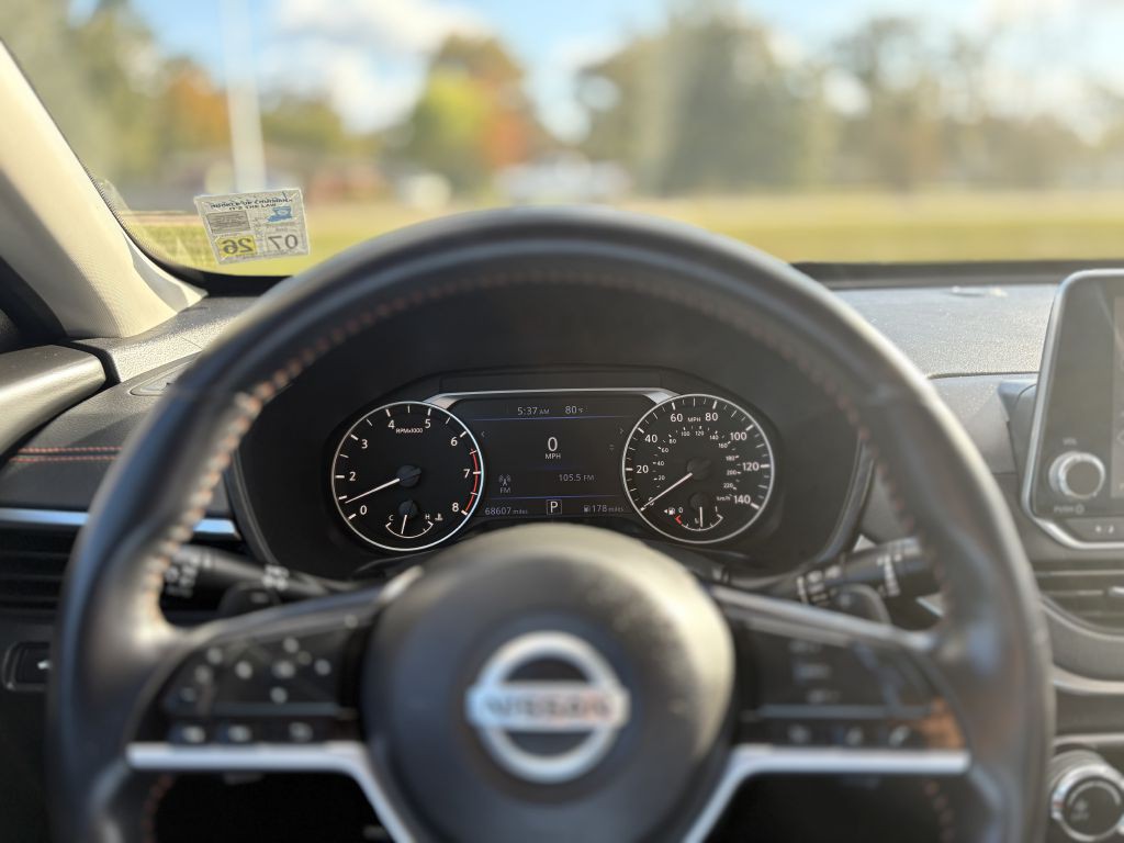 2020 Nissan Altima Image 13