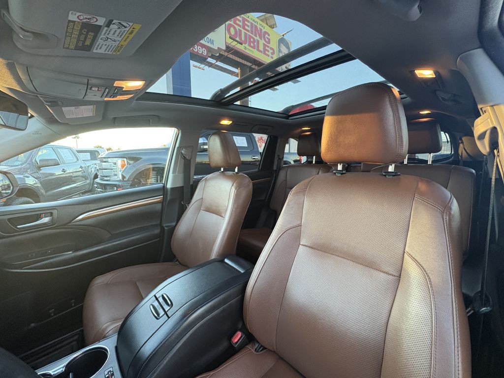 2018 Toyota Highlander Image 9