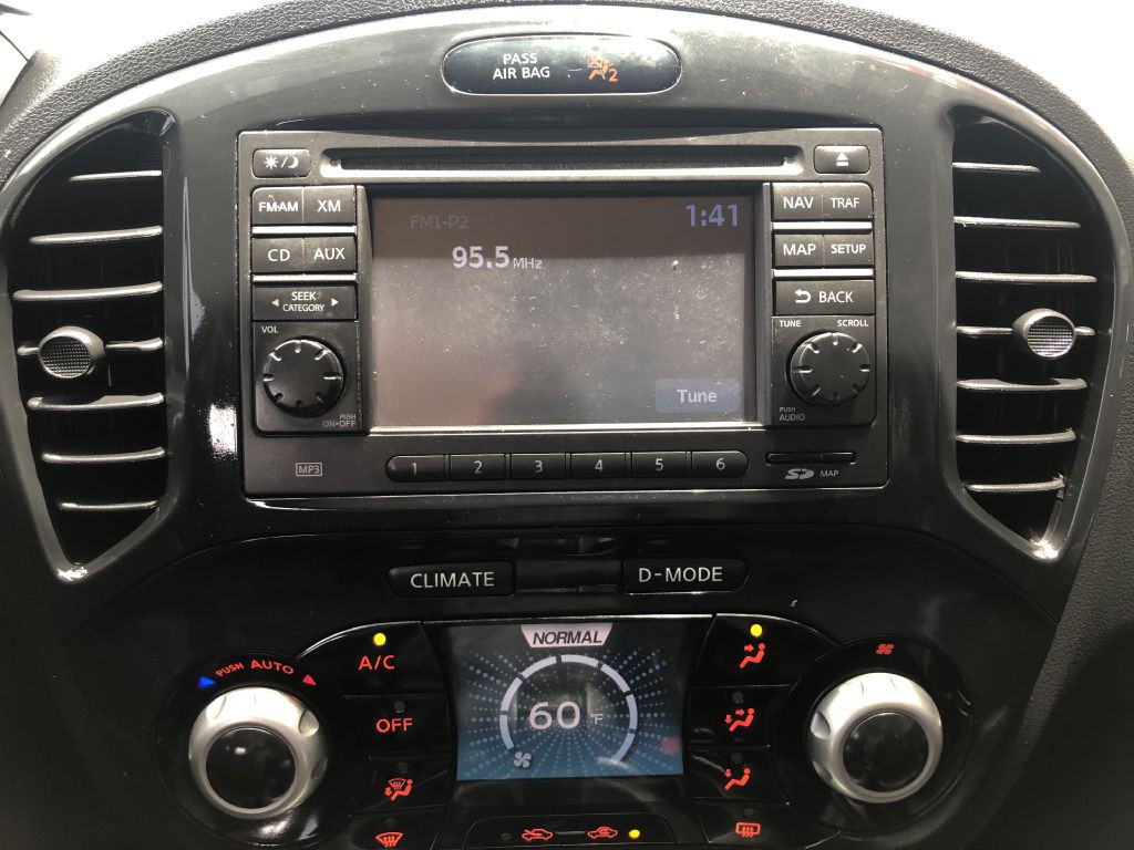 2013 Nissan Juke Image 12