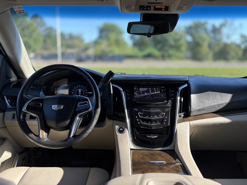 2019 Cadillac Escalade Image 12
