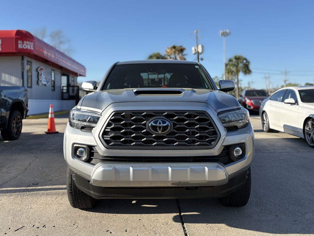 2023 Toyota Tacoma Image 2