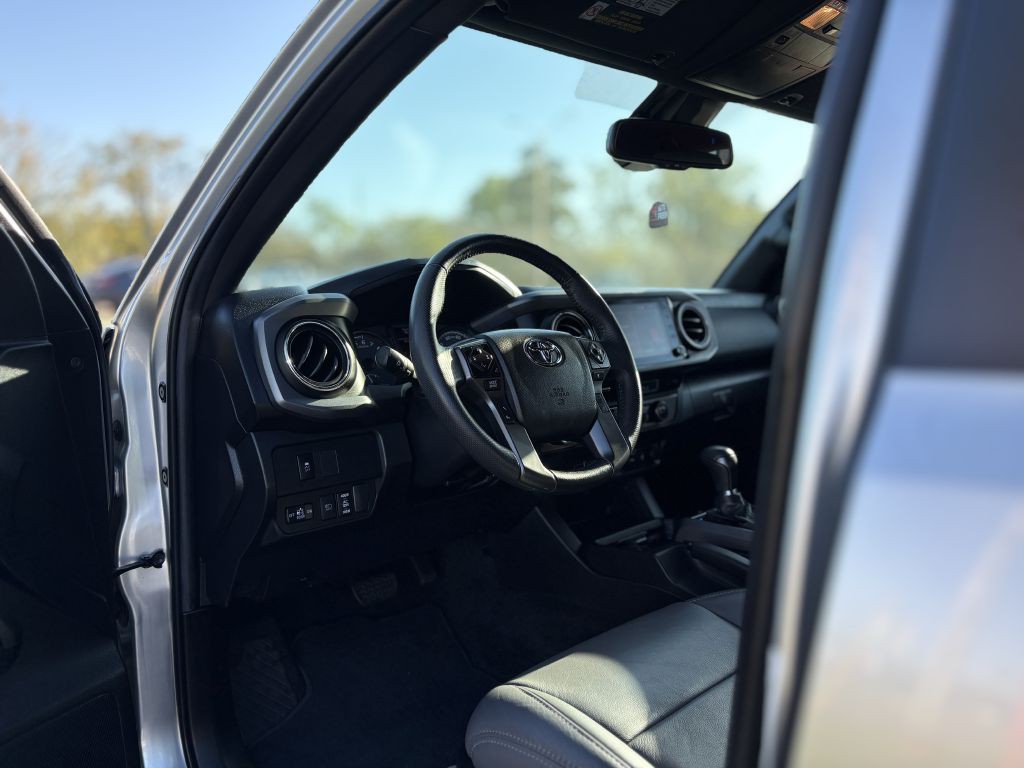 2023 Toyota Tacoma Image 11