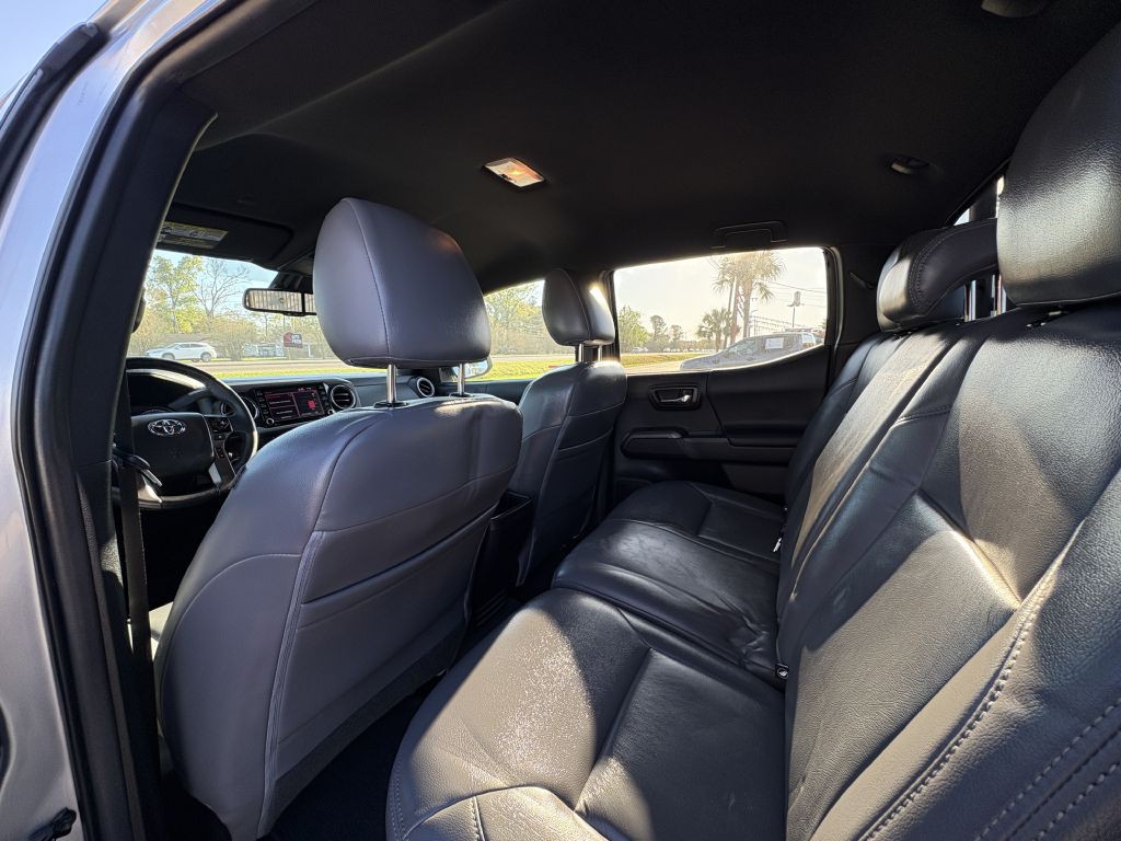 2023 Toyota Tacoma Image 13