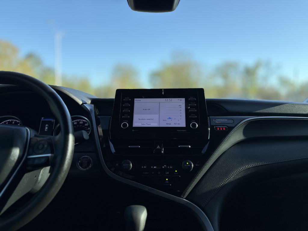 2023 Toyota Camry Image 12